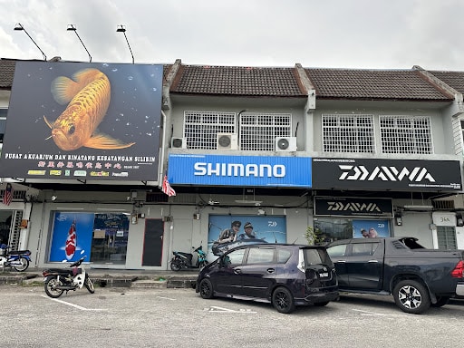 Pusat Akuarium Dan Binatang Kesayangan Silibin