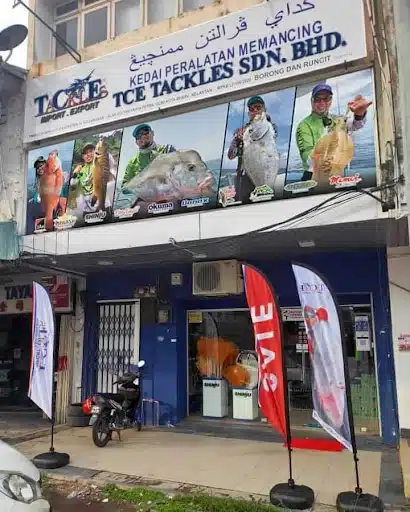 TCE Tackles Wakaf Siku