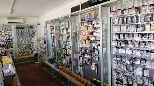 Unjang Tackles Trading