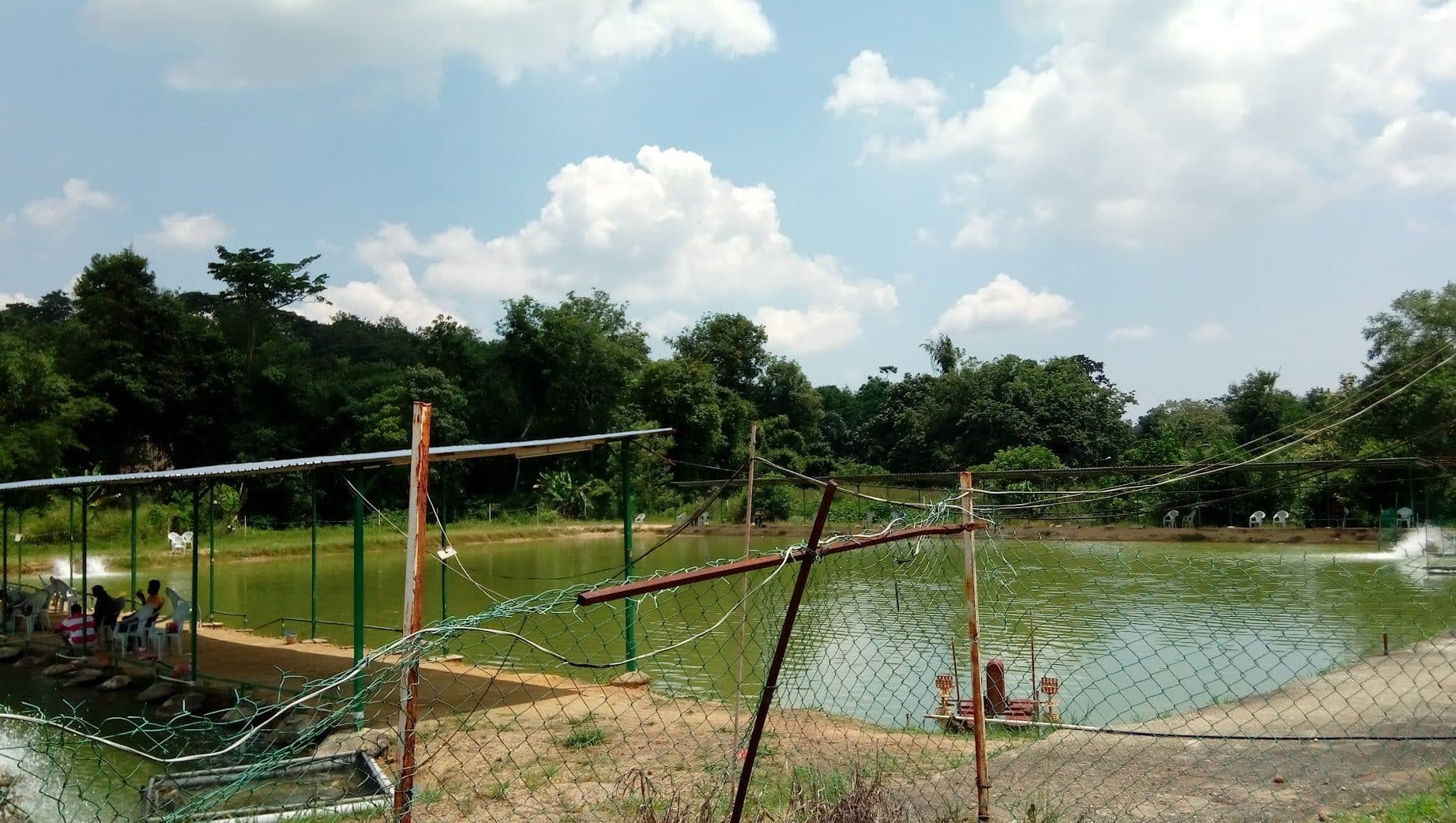 kolam memancing kelong semula jadi